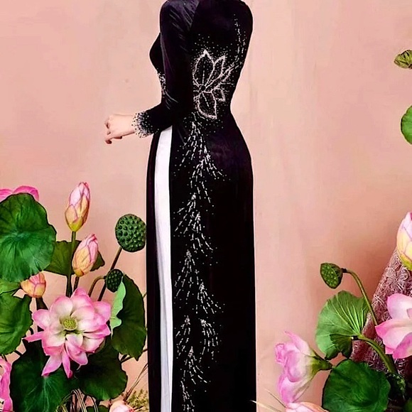 🆕 Vietnamese Tet Ao Dai, High Quality- Glamorous beadings, Double Layers XXL - Picture 7 of 7